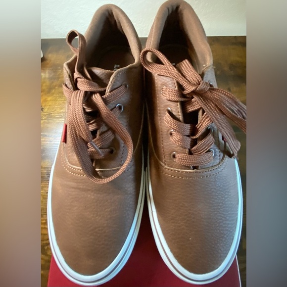 Men’s Levi Munro Shoes Size-9M - Picture 1 of 8